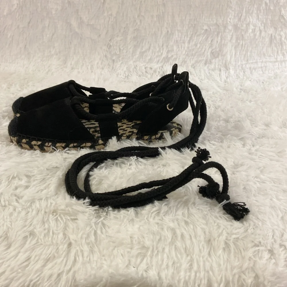 & OTHER STORIES WOMEN FLAT BLACK LACE UP ESPADRILLE SANDALS . SIZE-7